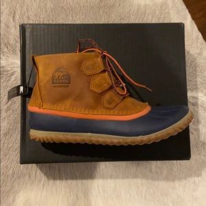 Sorel Out N About boots